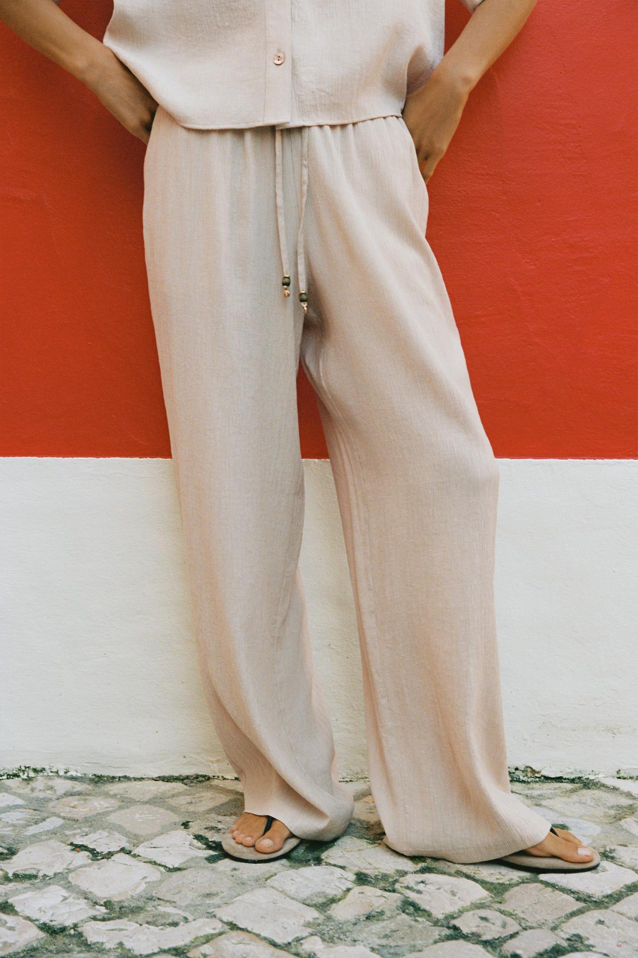 FLOWY STRAIGHT LEG PANTS